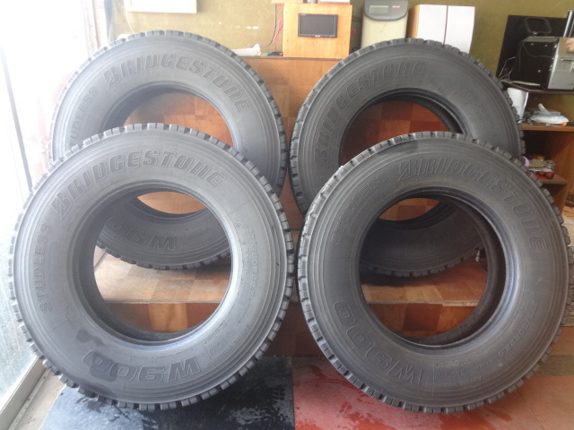 国内外の人気! P1 275/80R22.5 ブリヂストン スタッドレス 6本 2021年