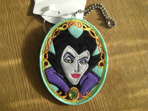 ★ Disney Resort Halloween 2017 Maleficent Sleep Beauty Bad Eappen Badge Bulgeckain