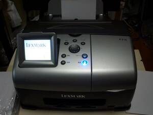 Печать фотопринтера LEXMARK P315 не подтверждена из-за нехватки чернил на SD-карте Чтение OK