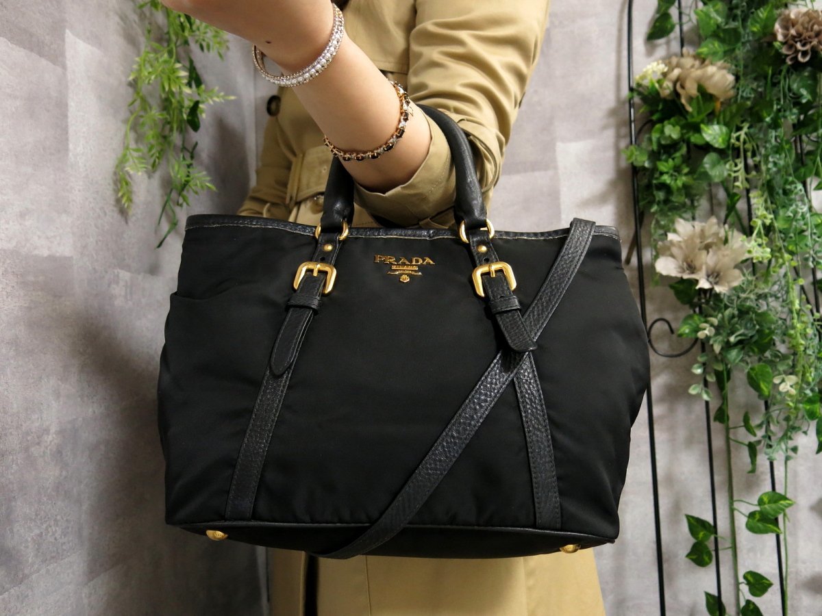 ヤフオク! -「prada プラダ カーフ レザー ショルダー バッグ」(プラダ ヤフオク! -「prada プラダ カーフ レザー ショルダー バッグ」(プラダ