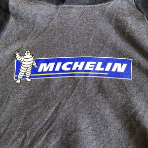 ＭＩＣＨＥＬＩＮ　ミシュラン　タイヤのパーカーＳサイズ古着ユーズド品