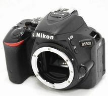 【新品同様の超美品 1573ショット】Nikon ニコン D5500　ボディ_画像1