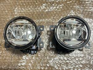 【美品！】シビック FK7 フィット ハイブリッド GP5　GP6 後期 左右フォグ LED 114-62242 AR シビック　FC1 FK7 FK8