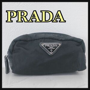 ☆PRADA☆ プラダ ナイロンポーチ 小物入れ プラダポーチ ブラック 黒 ナイロン 三角プレート コンパクト レディース 送料無料