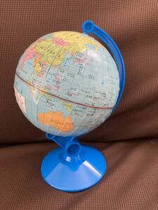 *benese*..zemi* Challenge * globe * used * postage included *