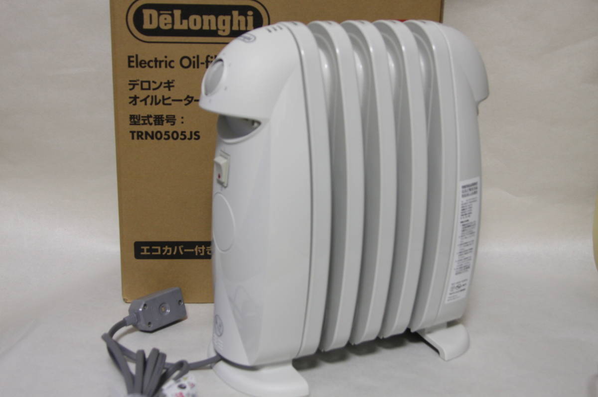 注目ブランド DeLonghi デロンギ オイルヒーター ?ピュアホワイト