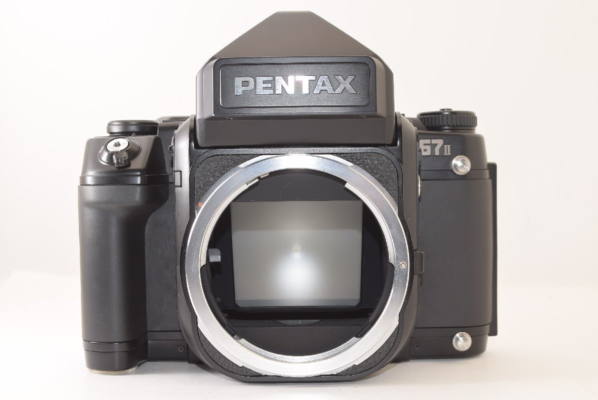 PENTAX 67後期型 動作確認済み レンズボディキャップ社外グリップ付き-