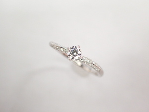 美品 Pt900 ダイヤ0.164ct(K‐SI1‐VERY GOOD) 他ダイヤ計0.10ct デザイン リング 指輪