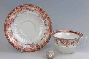 　　ウェジウッド　=　豪華金彩　Old Cup&Saucer　　==　Y2074　(1級品)　