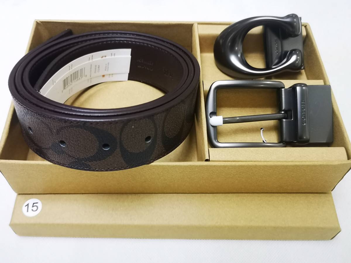 未使用品 COACH シグネチャー リバーシブルベルト専用箱 バックル2個