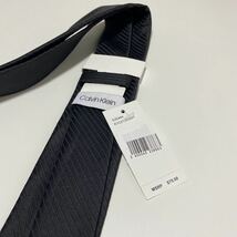 ★送料無料★新品★Calvin Klein(カルバンクライン)/ナロータイ/ネクタイ/シャドーストライプ/ブラック/パーティー/結婚式/2次会/冠婚葬祭_画像4