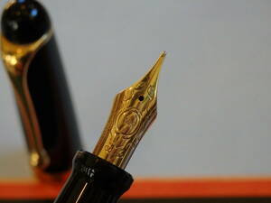 *[ rare ] high leg nibAURORA Aurora 88o Tanto to black GT Large size fountain pen pen .:14K solid Gold 