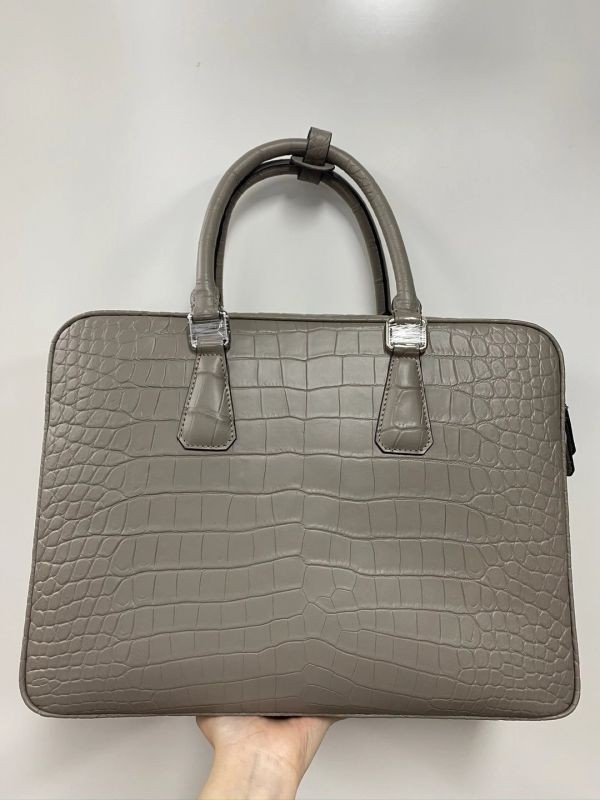 ヤフオク! -クロコダイルバッグ(トートバッグ)の中古品・新品・未使用 ...