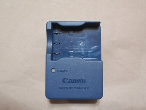 Canon 純正 バッテリー 充電器 CB-2LU 送料140円