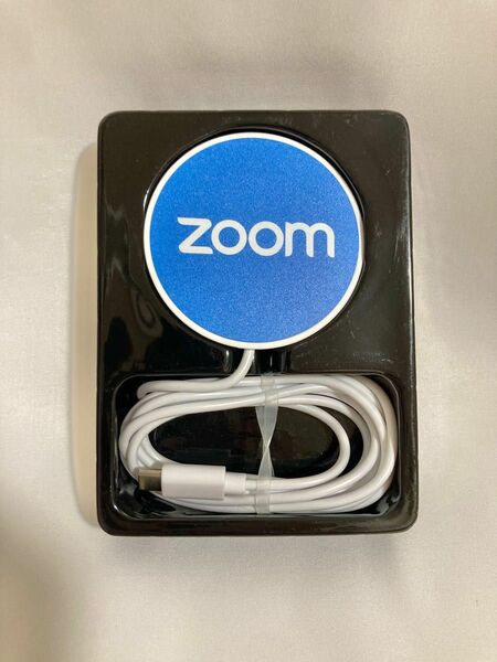 新品未使用◆スマホ　充電器　ワイヤレス　置くだけ　置くタイプ　薄型　ケーブル　zoom ロゴ