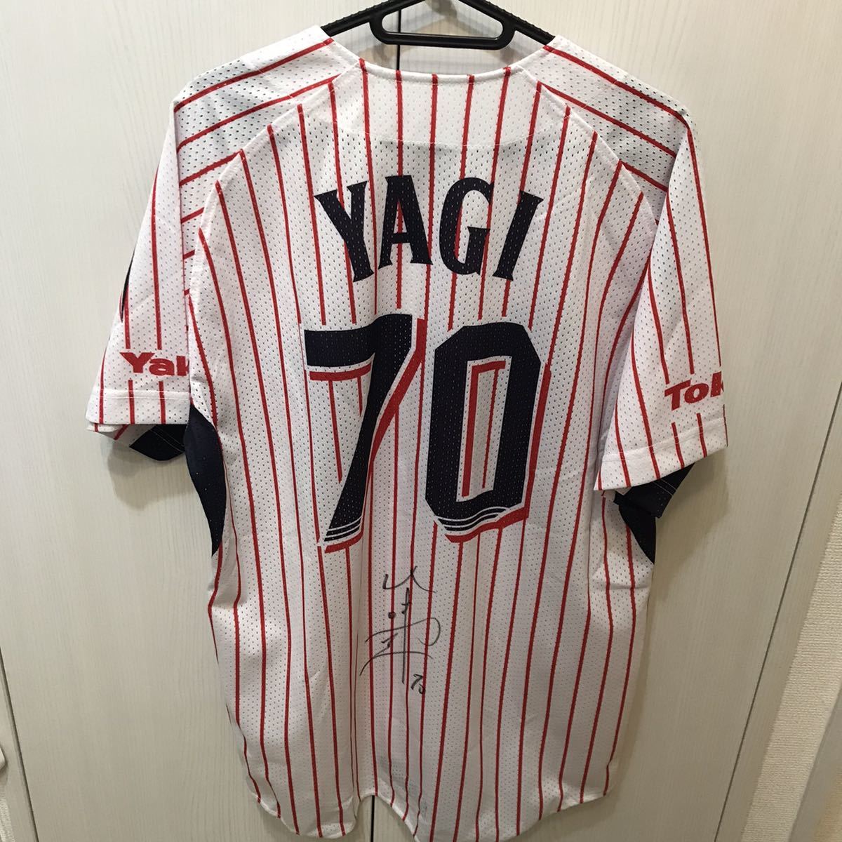 ヤフオク! -ヤクルト ユニフォーム サインの中古品・新品・未使用品一覧