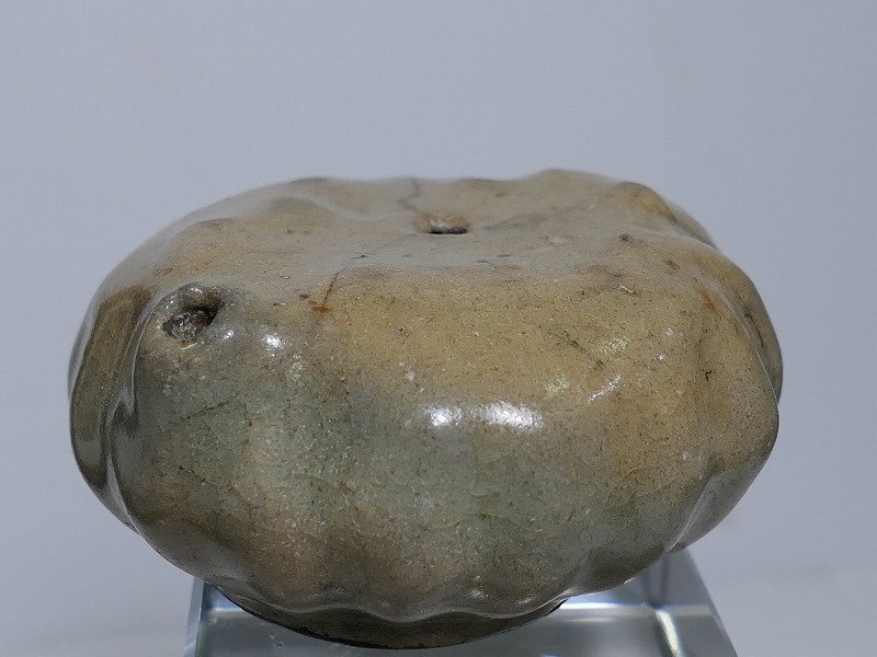 ✨売り出し新作✨ 陽刻唐草青磁 水滴 清朝期 www.m-arteyculturavisual.com