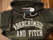 Abercrombie＆Fitch USA直輸入 XL パーカー 迷彩 カモ柄 希少 トレーナー 新品未使用品 送料無料 海外直輸入 A＆F アバクロ ユニセックス_画像9