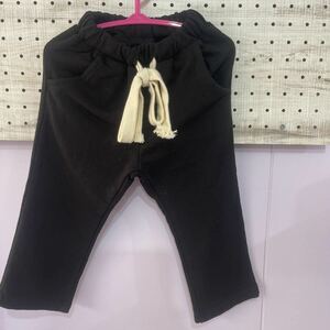 新品未使用品　キッズ/スウェットパンツ130センチ