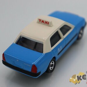 ギフト単品 TOMICA トミカ TOYOTA トヨタ CROWN COMFORT クラウンコンフォートタクシー (青/白) 中国製 現状渡しの画像2