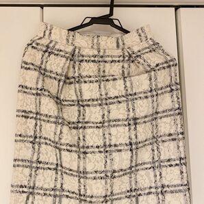 チェック柄レースタイトスカート