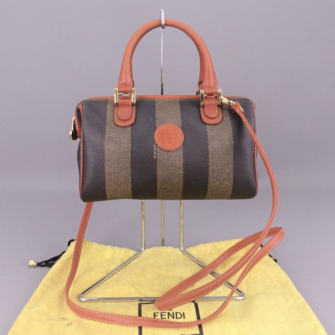 ヤフオク! -「フェンディ ペカン バッグ」(フェンディ)の中古品・新品 ...