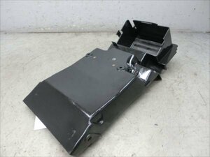 I8-0508 カワサキ ZXR400 リアインナーフェンダー 純正品 ？ 【ZX400L-060～ 99年モデル L9】