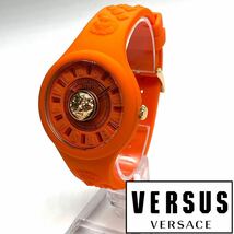 ★海外限定品! シンプルな美しさ! ヴェルサス ヴェルサーチ Versus Versace レディース 腕時計 クォーツ ラバー 高級ブランド 新品_画像1