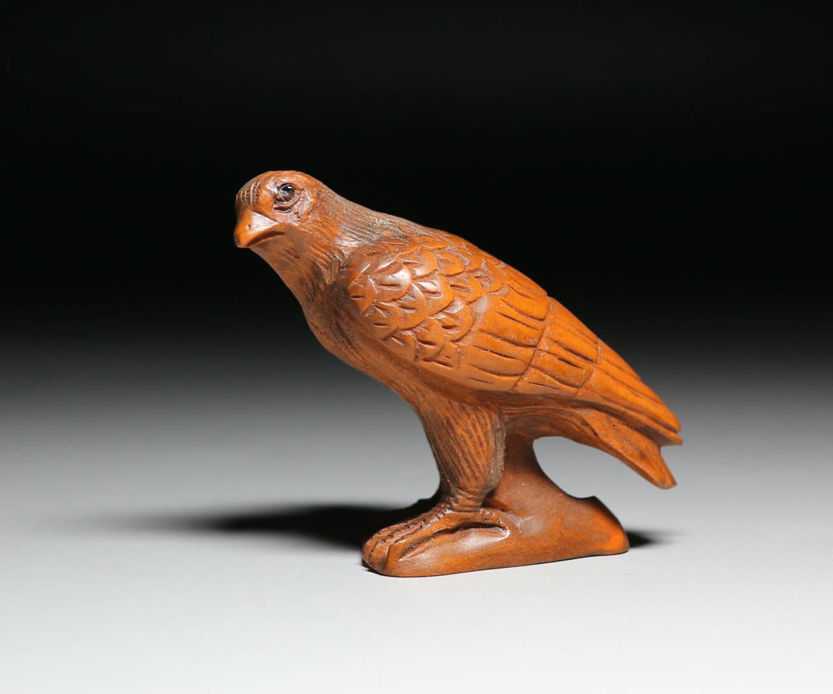 ヤフオク! -木彫り 彫刻 鷹(美術品)の中古品・新品・未使用品一覧
