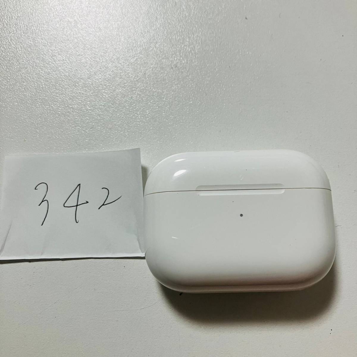 ヤフオク! -airpods 充電ケース 純正の中古品・新品・未使用品一覧