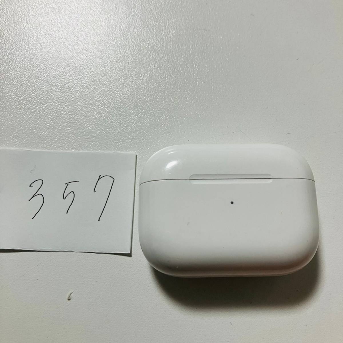 ヤフオク! -airpods 充電ケース 純正の中古品・新品・未使用品一覧