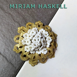 * Miriam Haskell : самая середина белый цветок. иен брошь : Vintage костюм ювелирные изделия :Miriam Haskell