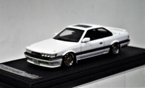 【イグニッションモデル】1/43 日産 レパード 2.0 XS (F31)アルティマ 2ドアHT ホワイトのレジン製ミニカー