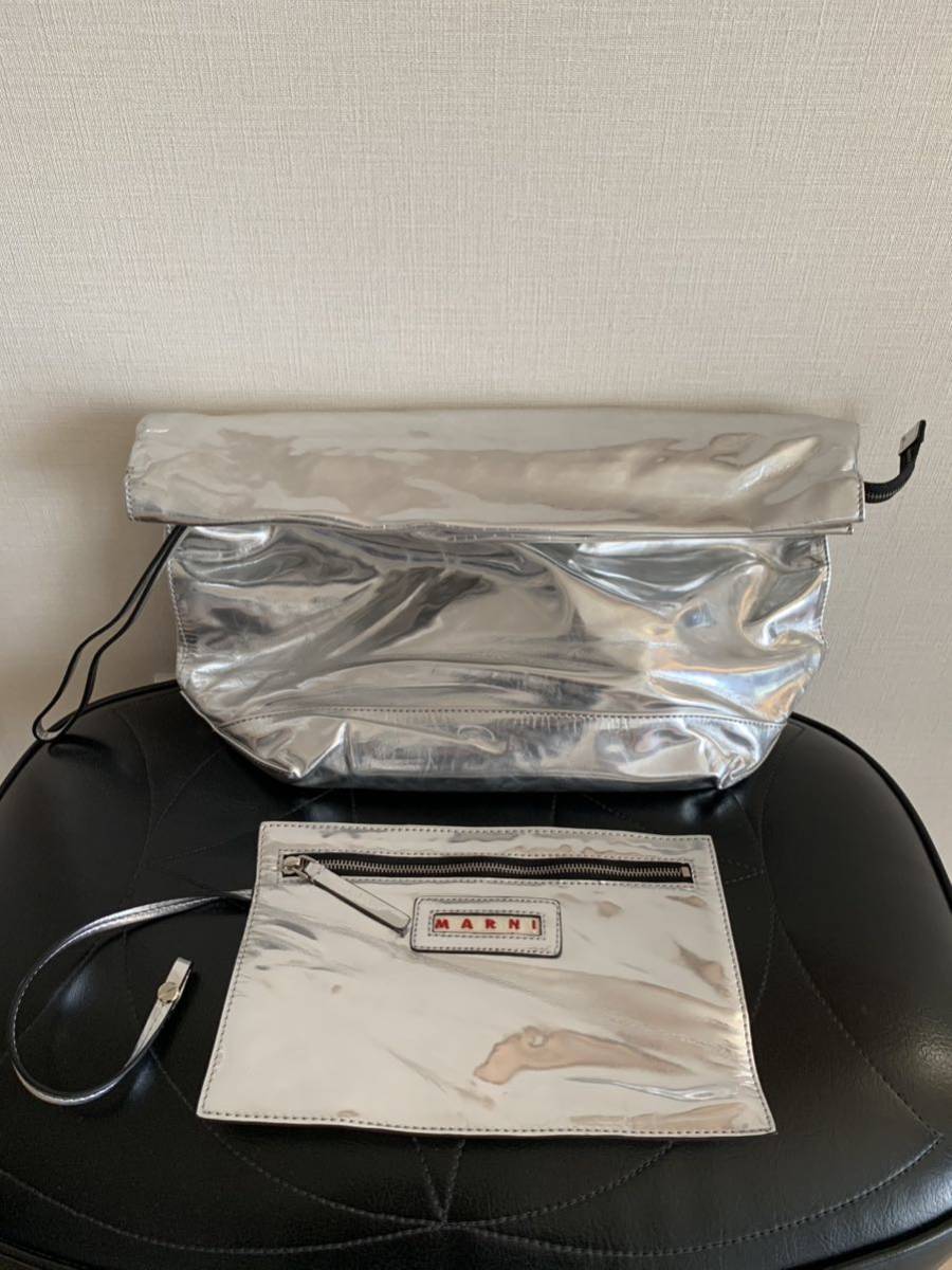 ≪人気商品再入荷≫ ヴィヴィアン 【新品未使用】MARNI マルニ カバン