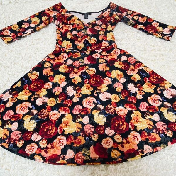美品 FOREVER21 ワンピース S