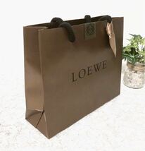 ロエベ「LOEWE」ショッパー 紙袋 ショップ袋 ブランド紙袋 正規品 (1881) 小さめ ブロンズ アクセサリー・小物箱用 折らずに配送_画像3