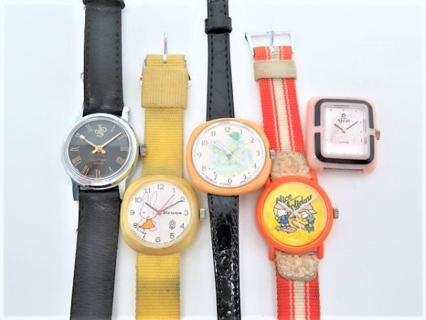Bruna 手巻き腕時計 レトロ/希少 若者の大愛商品 64.0%OFF