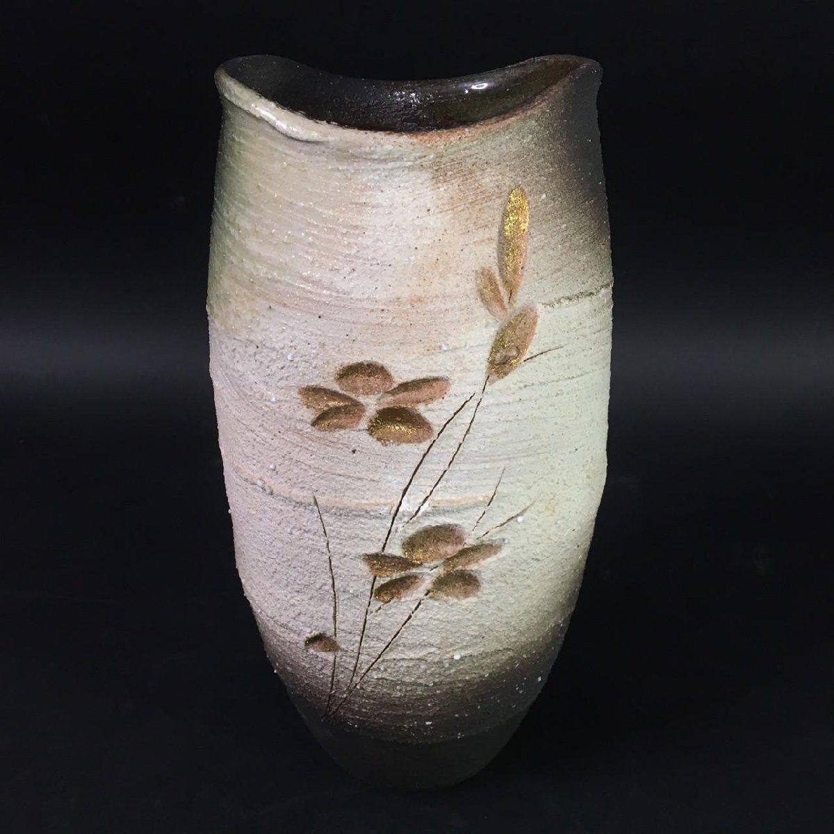 渋草焼 芳国造 染赤龍紋花瓶 絵付 菊麻呂 72 omd.cr