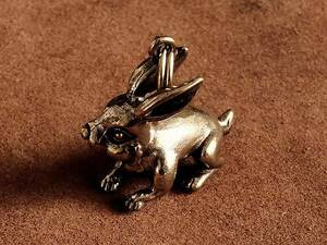  rabbit brass key holder ( diff .rume).... rabbit key ring key chain Gold .. thing . main charm pendant animal 