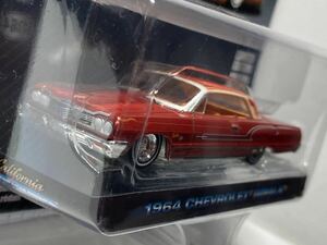 グリーンライト 1/64 1964 シボレー インパラ コンチネンタルキット GreenLight 1/64 1964 Chevrolet Impala with Continental Kit