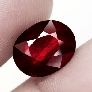 【天然大粒スペサルタイト 8.25ct:3732】非加熱 ナミビア産 Natural Spessartite Garnet 満礬柘榴石 裸石 標本 鉱物 宝石 jewelry Namibia