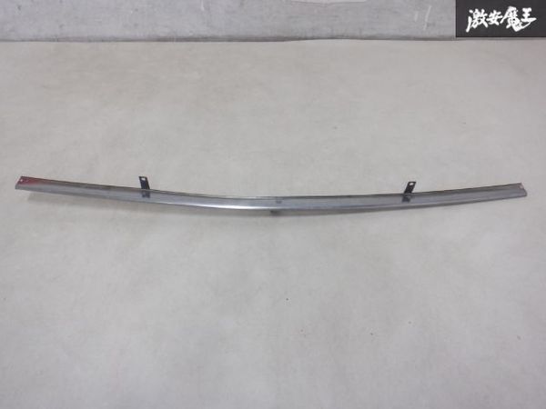 メール便可 2セットまで 【当時物】日産 510ブルーバード グリル
