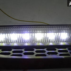 社外 汎用 LED サイドマーカー 左右セット クリア ホワイトLED 黒素地 タテ 約7cm ヨコ 約27.5cm LED点灯OK 要補修 棚4-4-Aの画像6