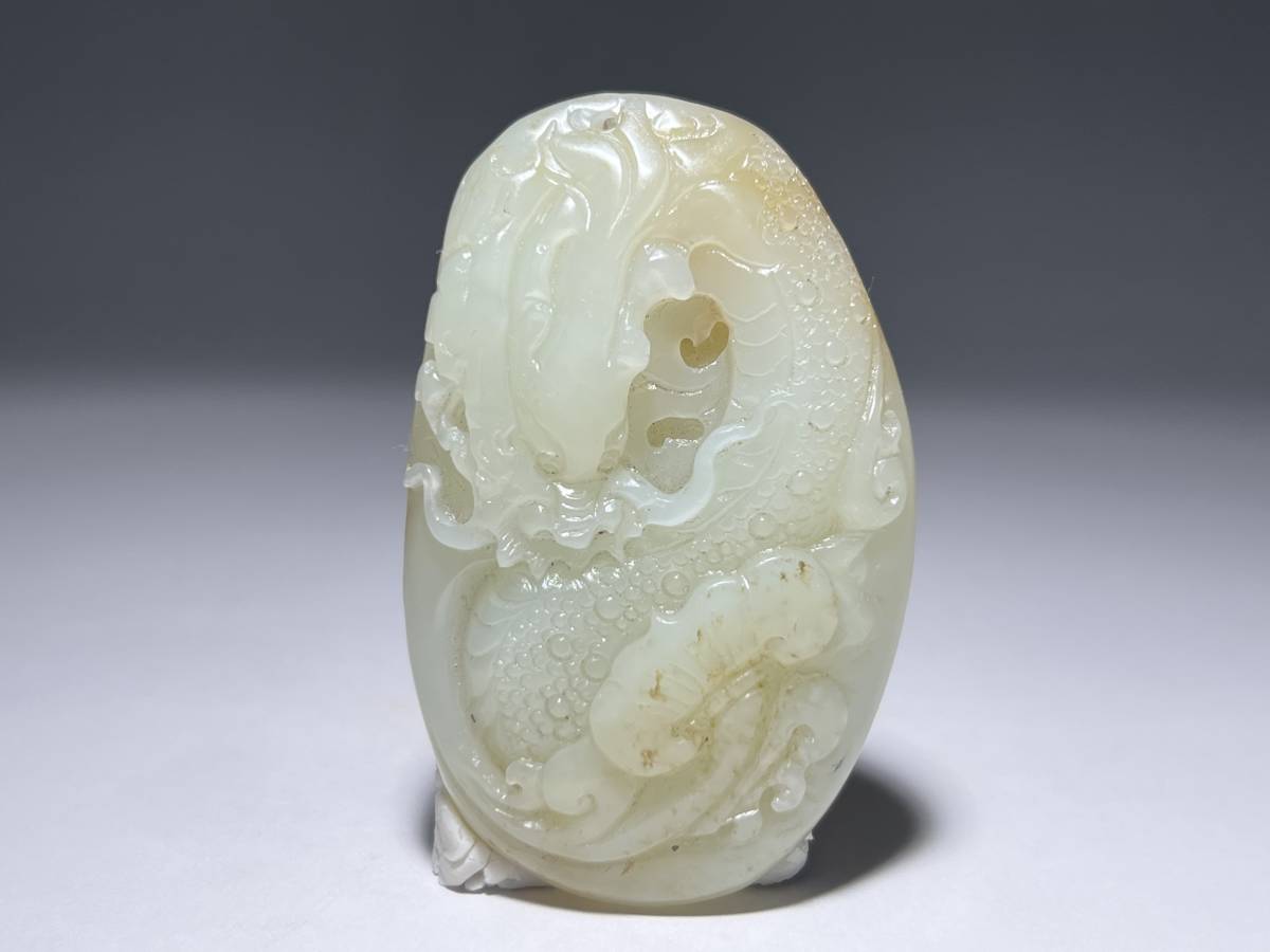 中国　翡翠彫刻 : ウサギ像 工芸品 アンティーク/コレクション その他 無料オーダー