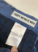 (D) ISSEY MIYAKE MEN イッセイミヤケ 96SS インディゴ染め レーヨン 2タック スラックス S-M ブルー系 イージーパンツ_画像3