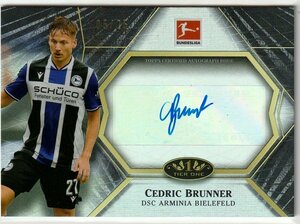 【Cedric Brunner】直筆サインカード(黒) auto 5/25 2022 Topps Tier One Bundesliga