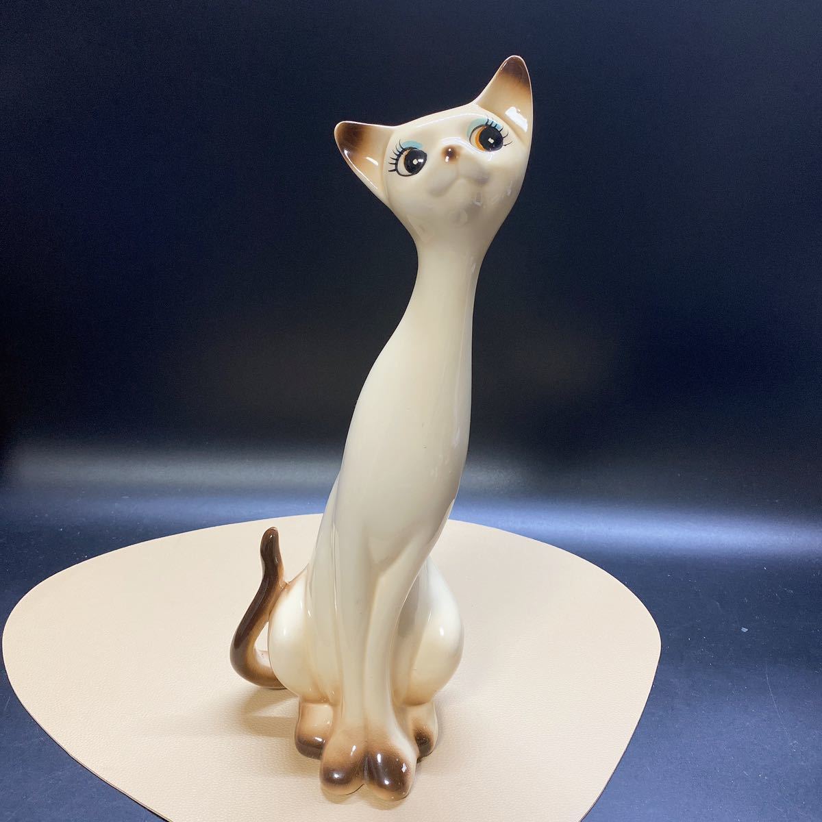 ヤフオク! -「シャム猫 置物」の落札相場・落札価格