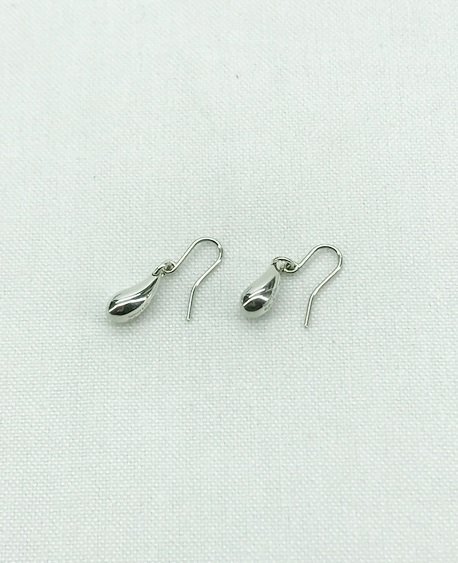 ヤフオク! -「ティファニーティアドロップピアス」の落札相場・落札価格