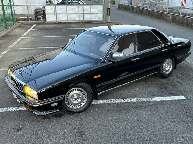 シーマ4.1☆走行距離3万キロ☆Y32☆旧車☆V8エンジン☆フルノーマル シーマ4.1☆走行距離3万キロ☆Y32☆旧車☆V8エンジン☆フルノーマル