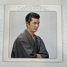 さ543　LP レコード 小林旭 ゴールデン・スター・デラックス/小林旭のすべて 国内盤2枚組レコード_画像2